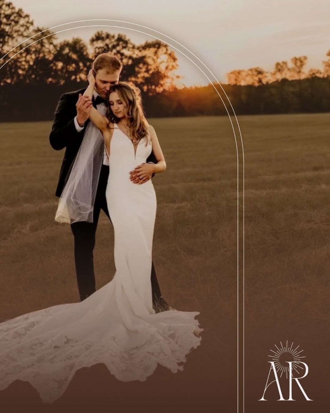 An image of a bride and groom with a thin-line arch design around them. Alysha Rose Photography’s logo sits in the bottom right corner.